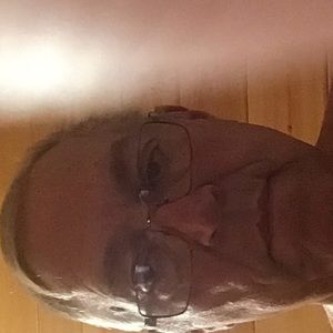 Meet your Posher, Bruce